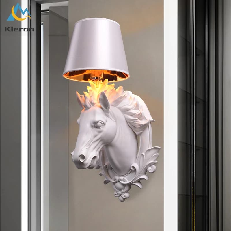 Moderna semplice testa di cavallo lampada da parete a Led camera da letto studio comodino Hotel ristorante lampada da parete in resina soggiorno Decor applique da parete per animali