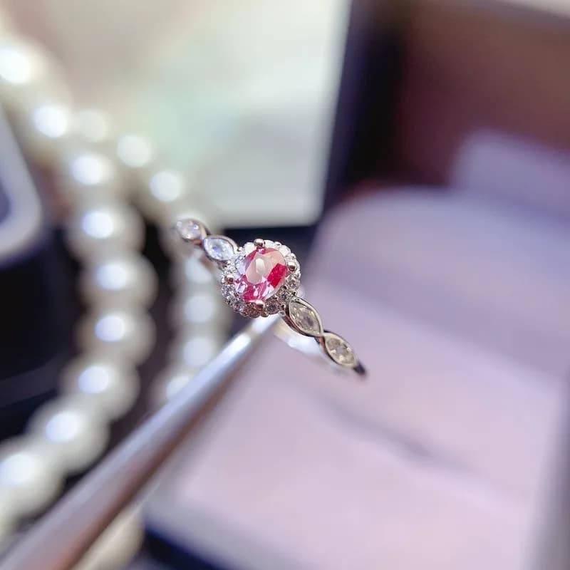 Il nuovo anello Alexander Stone in argento 925 è regolabile per anelli di fidanzamento di lusso leggeri da donna