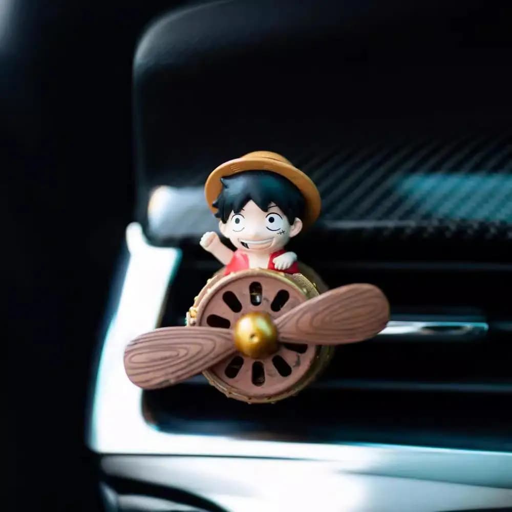 Japanese Souls Rufy Deodorant for Car Roronoa Zoro Rotating Elica Air Exit Car Accessories Car Decoration Gift for cartoons