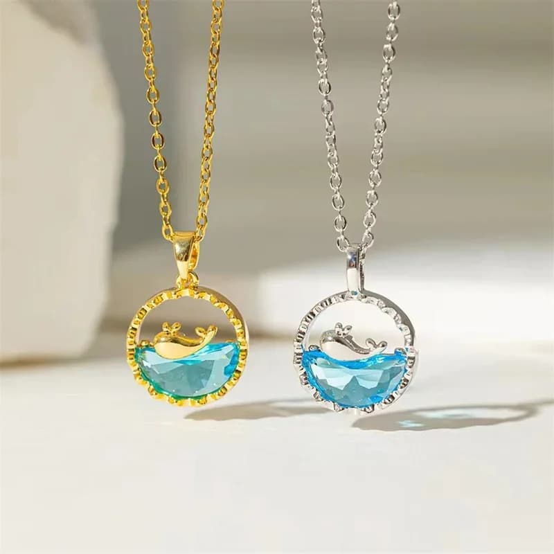 Collana con ciondolo balena di mare in cristallo blu dolce carino in acciaio inossidabile per le donne Nuovo design creativo Collare estivo Gioielli Colorfast