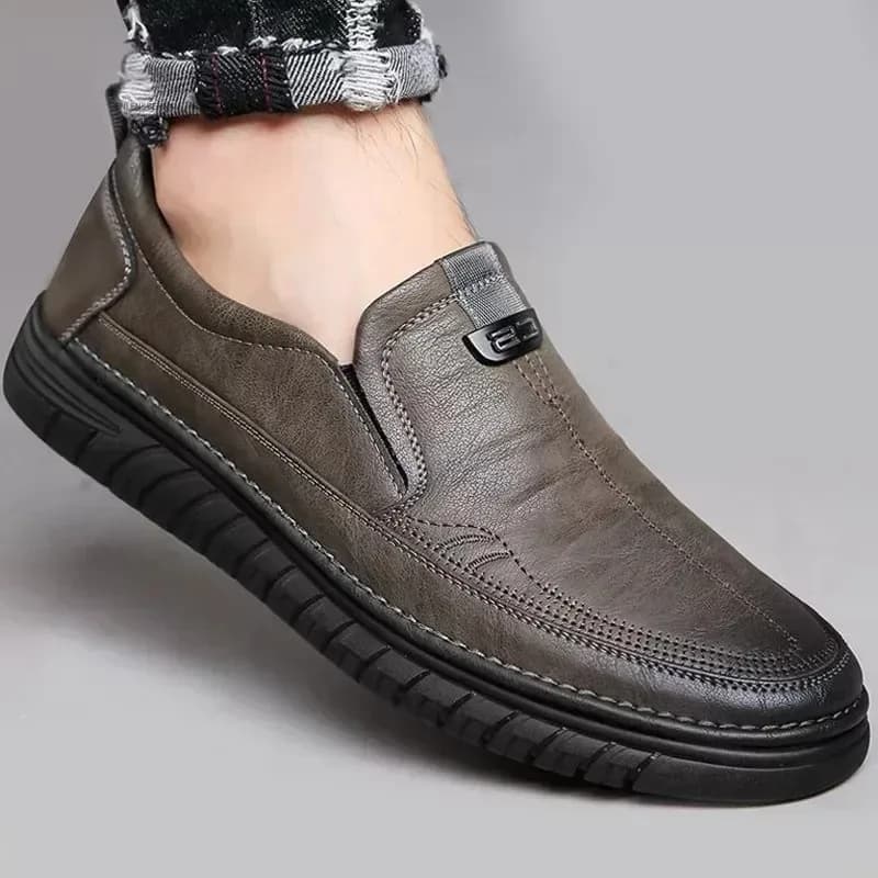 Scarpe casual da uomo in pelle, mocassini da guida, nuove scarpe da uomo universali per tutte le stagioni, scarpe da esterno comode per il tempo libero