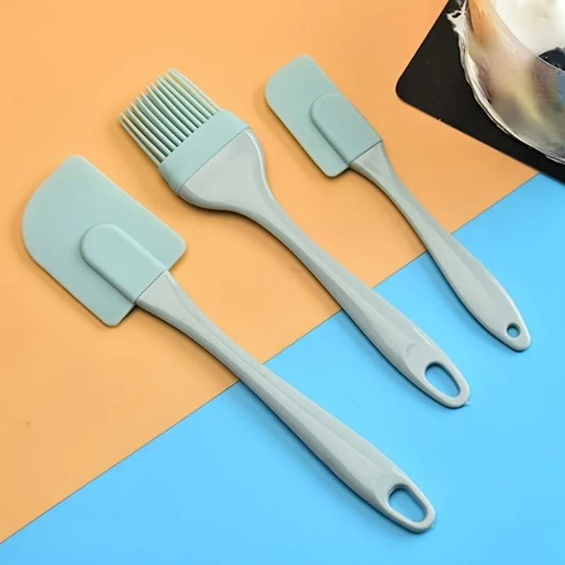 Set of 3 pieces composed of silicone oil brush, cake shovel, cream scraper, sauce brush, kitchen tool