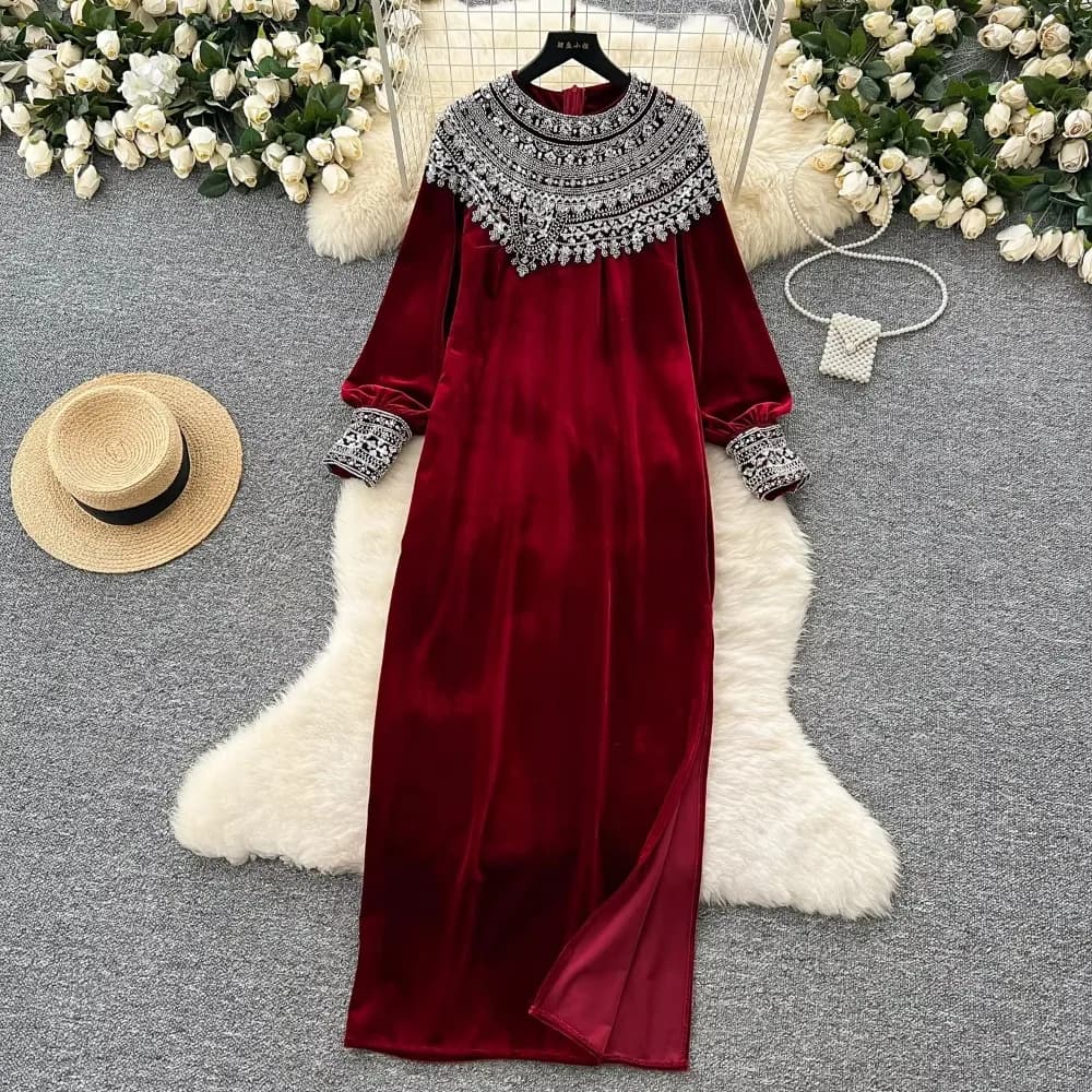 Eleganti maniche lunghe Vintage O-Collo Chic Perline ricamate con paillettes Abiti larghi in velluto diviso Abbigliamento invernale da strada francese
