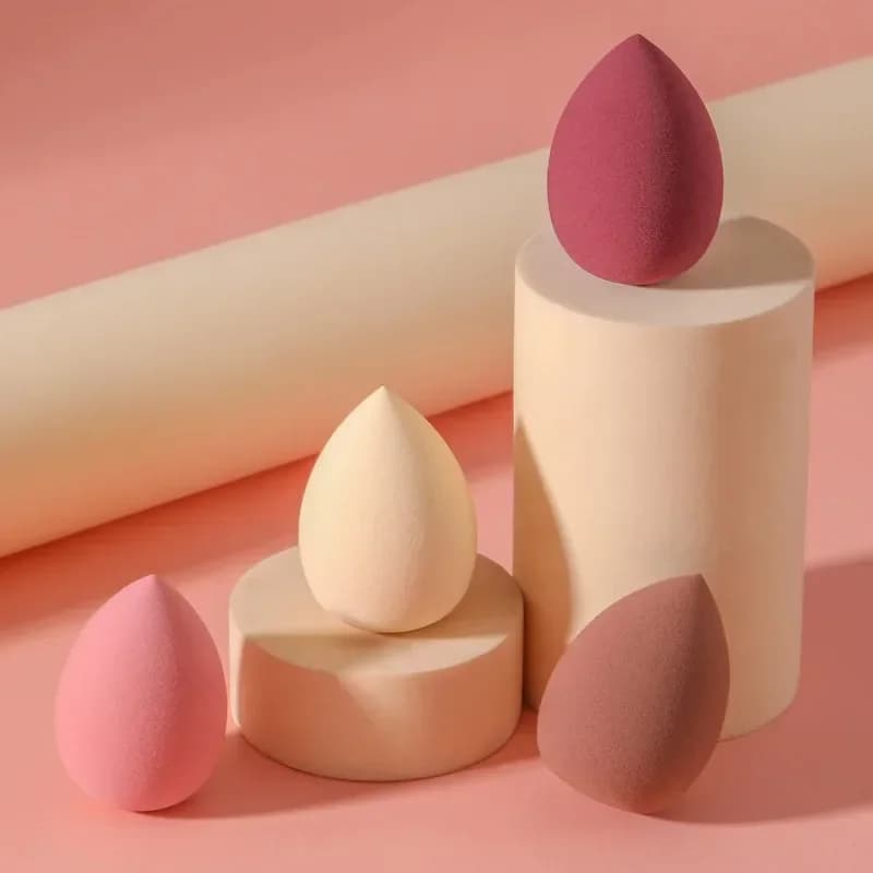 Set of 4 Sponges for Egg Shape Make-up, Applicators for Funding