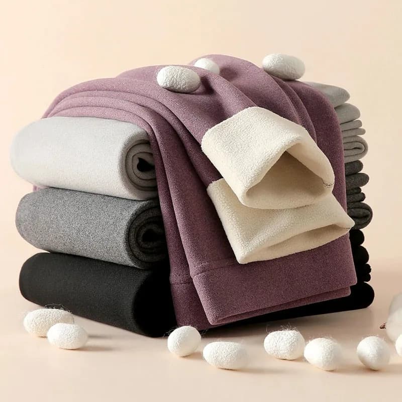 2025 Autunno Inverno Nuovi Leggings imbottiti in velluto Donna Collant sexy Leggings in pile caldo Lady Pantaloni sportivi da yoga elastici a vita alta solidi