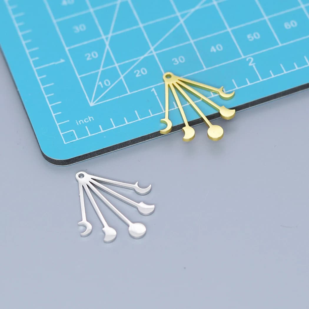 5pcs/lot Stainless Steel Crescent Moon Charms Star Moon Planet Pendant For DIY Jewelry Making Necklace Accessories High Quality
