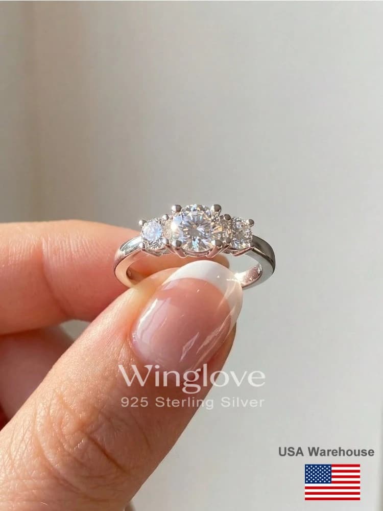 Gorgeous Fashion Shiny Three Zircon Ring For Women 925 Sterling Silver Engagement Wedding Party Luxury High Quality Fine Jewelry
