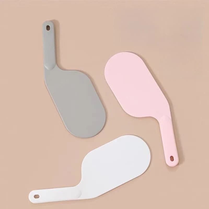 Soluzione per il sollevamento di materassi e il cambio lenzuola in ambienti domestici e dormitori, con inserto fisso e design speciale per negozi.