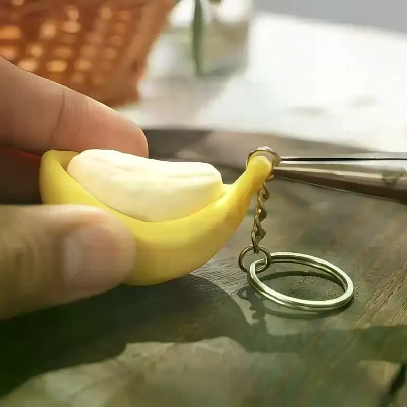 1Pc 3D Printing Banana Fidget Keychain Mechanical Switch Clicker Fidget Toy Portable Stress Relief Squeeze Key Ring Novelty Gift