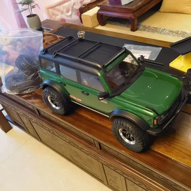YK4083 Auto telecomandata Professionale RC Auto da arrampicata ad alta e bassa velocità 1:8 Veicolo fuoristrada a quattro ruote motrici Modello 4083