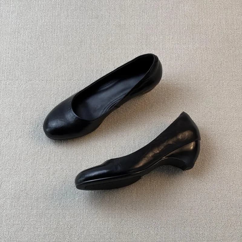 Retro Minimalist Round-toe Thick-soled Fashionable Low-heeled Slip-on Women's High-heeled Shoes