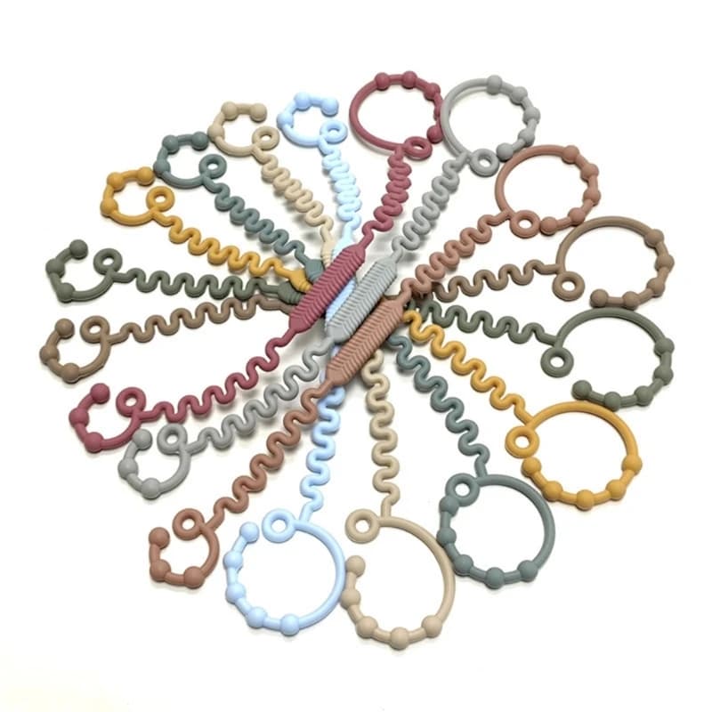 Cinture di sicurezza con chiusura a tazza per cinghie portabicchieri giocattolo regolabili per carrozzina/porti per bambini/seggiolino auto in silicone alimentare