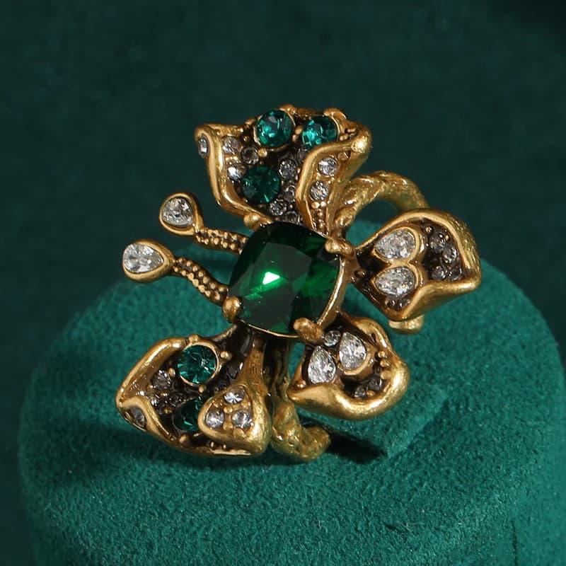 Vintage Large Crystal Green Butterfly Rings for Woman Retro Jewelry Design Emerald High Quality Birthday 2026 Trends New Elegant