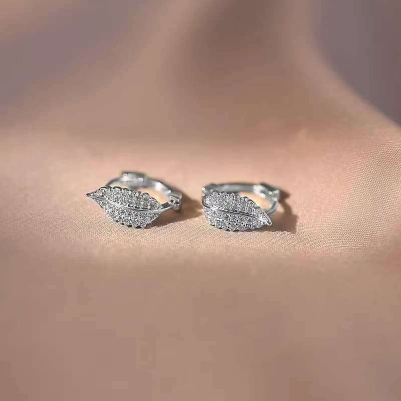 Compact Exquisite Leaf Shaped Silver Earrings Women Featuring Unique Fashionable Design Subtle Refined Style for Women