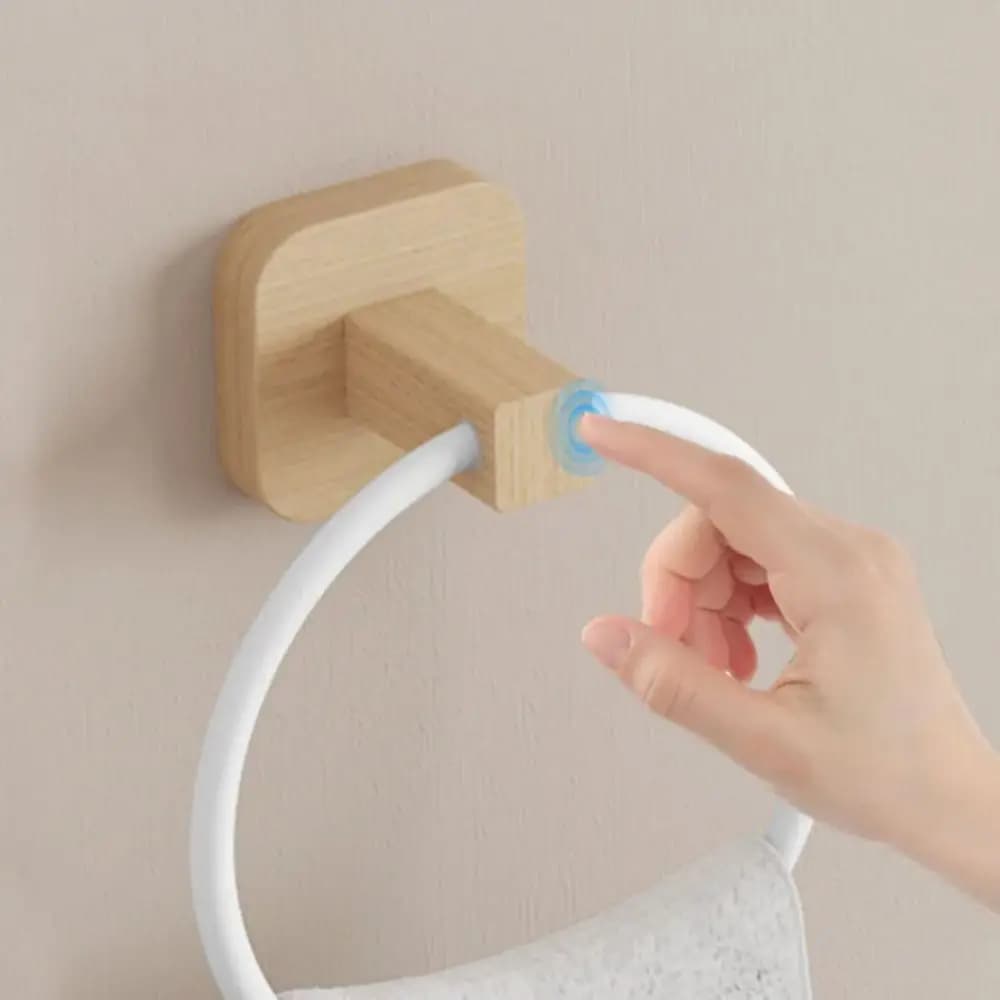 Round Design Portable Towel Racks Aluminium Material Beech Wood Wall Mounted Towel Holder White Color Black Color
