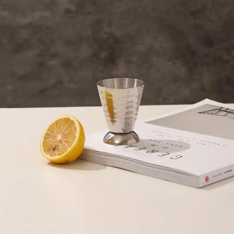 Shaker per Cocktail con Misurino 75ml in Acciaio Inox per Bar, Casa, Feste, Mixology, Strumenti per Miscelare Bevande