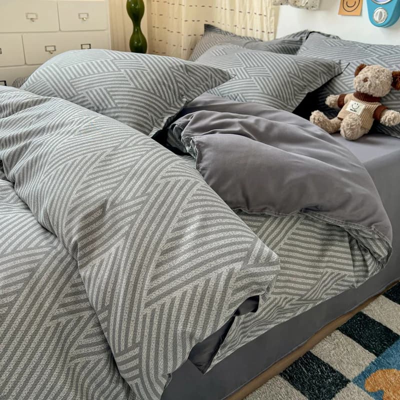 Geometric Bed Linen Set Grigia 4 Pieces, Modern Chevron Waist Cover with Loyal, Soft and Breathable for All Seasons