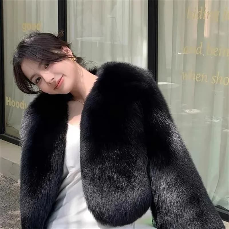 2025 Autunno Inverno Giovane Imitazione Cappotto di pelliccia di volpe Breve versione coreana da donna Temperamento allentato Cappotti di pelliccia Donna Capispalla caldo