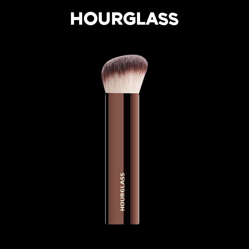Brush for hourglass makeup - Brush for foundation with seamless finish Vanish N. 20 Single face brush with fashionable design for soft fiber hair