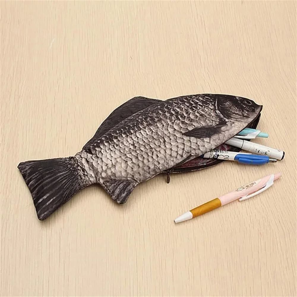 Astuccio a Forma di Pesce, Portapenne Originale, Portamonete Divertente, Regalo per Ufficio, Organizer per Cancelleria Unico