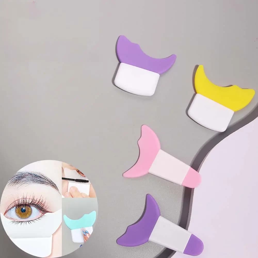 Stencil modellanti Kit linea piega Ausili per il trucco Applicatore Ombretto per donna Shaper Pad Strumento di bellezza Eyeliner Template Mascara Deflettore