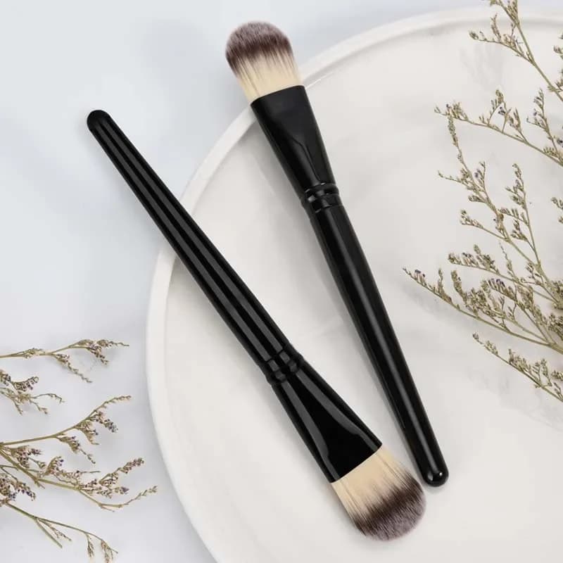 1Pc Brush for Black Bottom Brush for Professional Beauty Cosmetic Corrector Cypriot Brush Tools for Soft Natural Hair Makeup Brushes