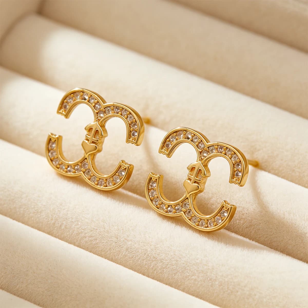 1 Pair French Retro Double C Metal Earrings Heart Boat Anchor Zircon Earrings For Women Versatile Daily Wear Jewelry Gift