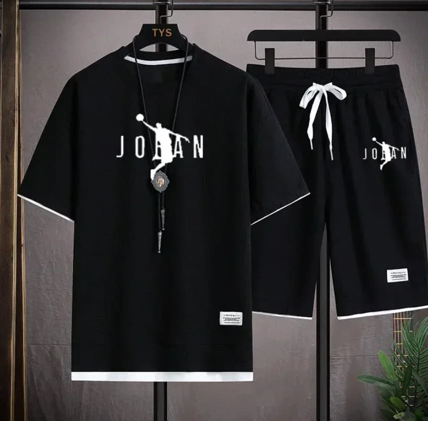 Completo Estivo Uomo 2026 Nuovo Stile - T-Shirt e Pantaloncini - Due Pezzi - Traspirante - Assorbe il Sudore