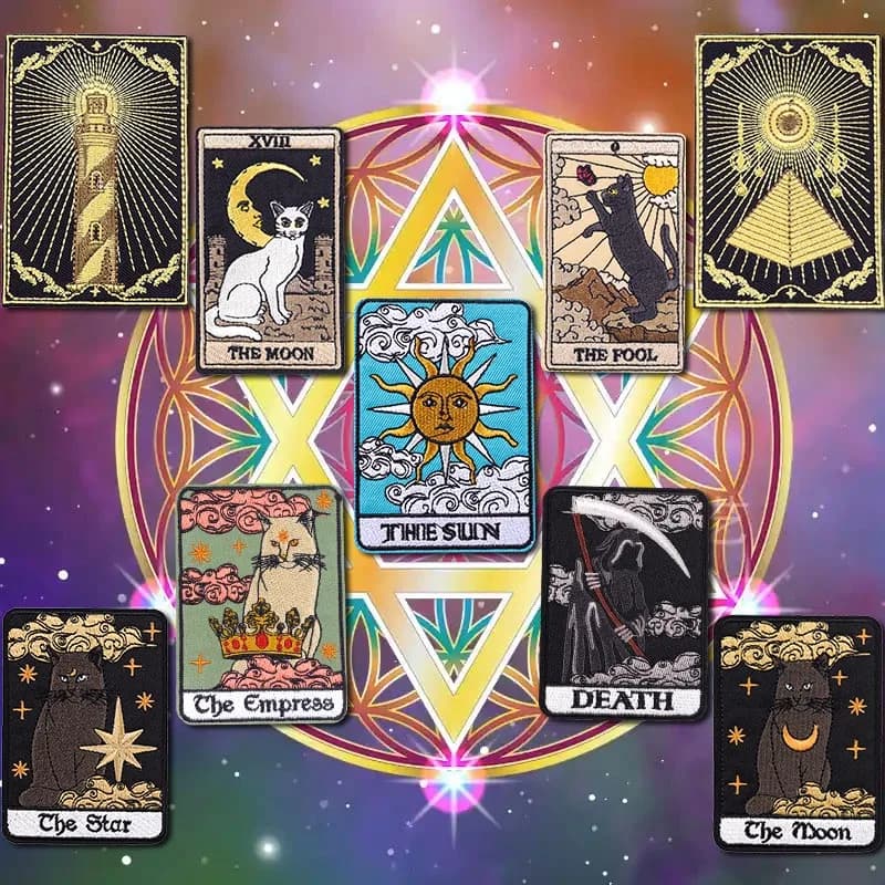 Toppe ricamate per carte dei tarocchi Il mondo Sole Luna Stella Toppa dei tarocchi Tarocchi Toro Morte Ferro sulle toppe per abbigliamento Giacca da cucire