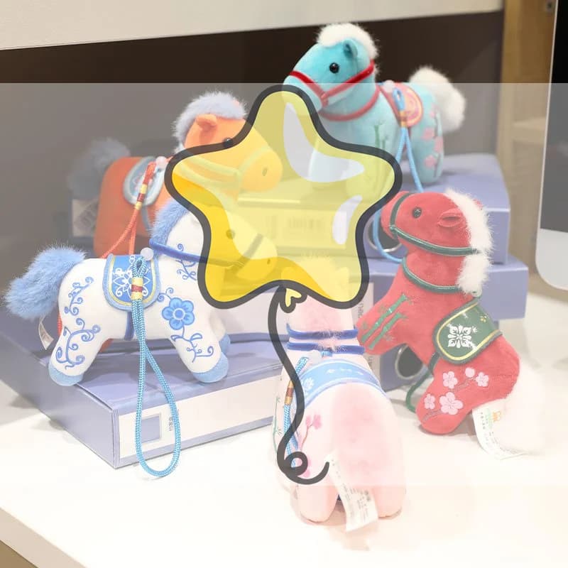 1 pezzo 2026 Anno del Cavallo Della Mascotte Peluche Ciondolo Morbido Realistico Regali Neonati Pony Doll Decorazione Della Casa Ornamento