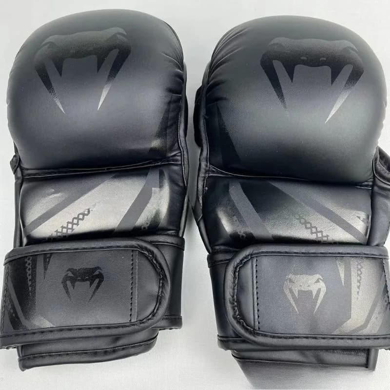 Boxing Equipment Karate Boxe Muay Thai Men's Gloves MMA Children's Fitness Boxing Gloves for Adult Handschuhe