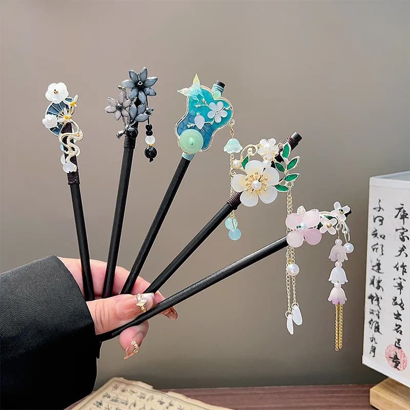 Classic Tassel Hair Stick Black Wooden Flowerl Pearl Hairpin Chinese Hanfu Hair Accessories Retro Bride Wedding Hair Bun Jewelry
