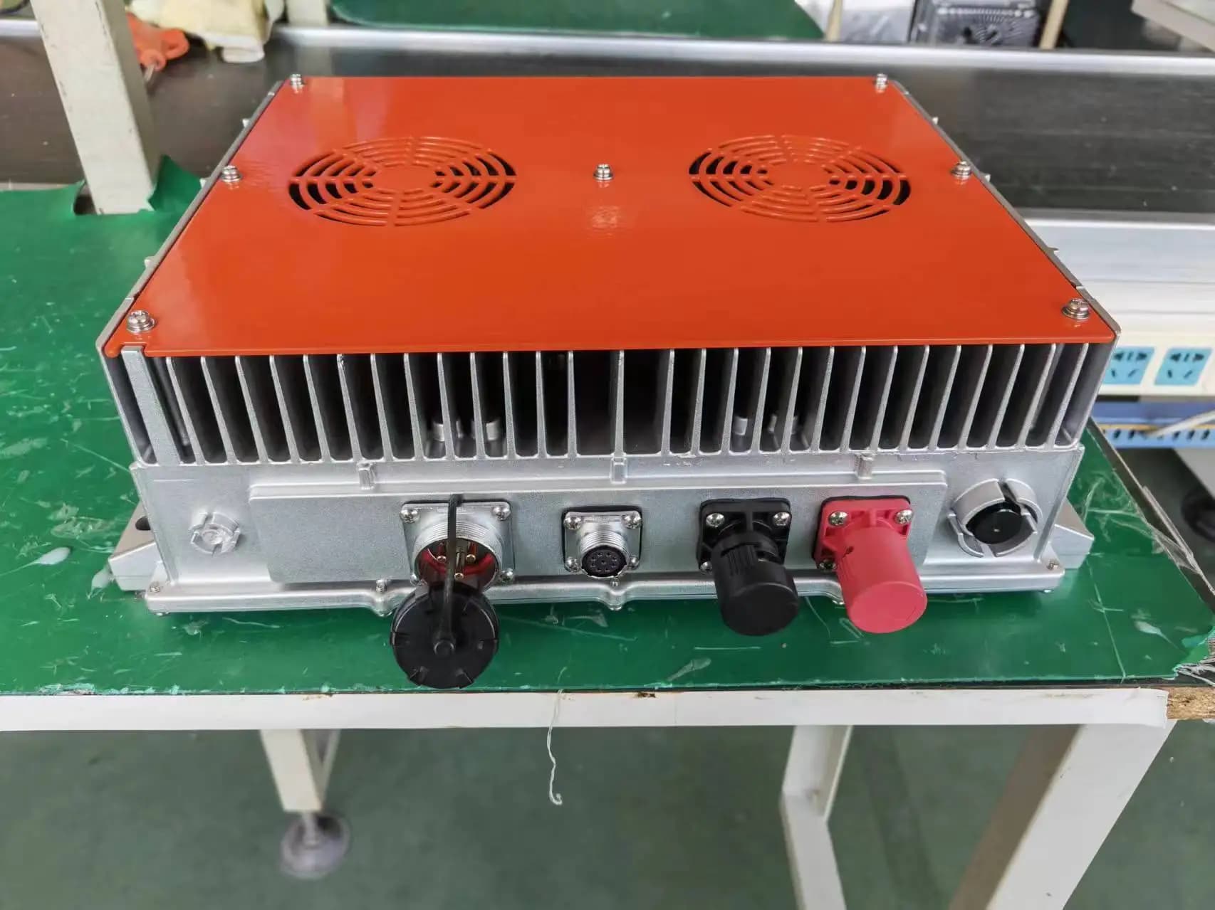 6.6kW electric vehicle charger for car and boat battery charging IP67 waterproof CE certified