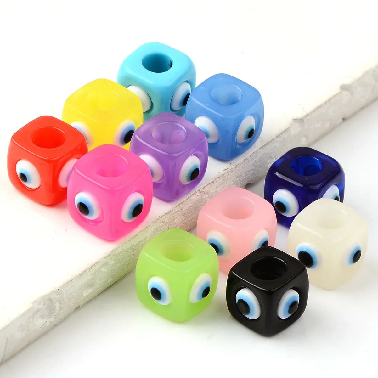 6 pezzi di perline acriliche quadrate con occhi di colore trasparente, perline distanziatrici con foro grande per gioielli, collane, braccialetti, cavigliere, accessori fai da te