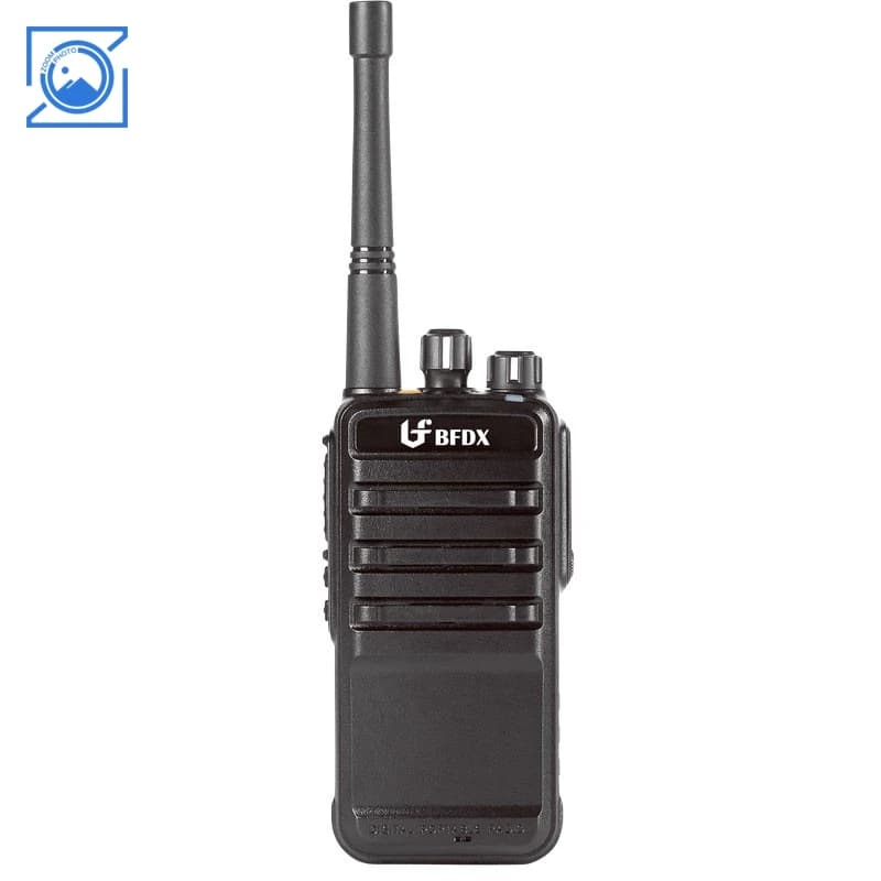 Ricetrasmettitore portatile commerciale walkie-talkie impermeabile 5W 5KM BFDX BF-PD700 con 160 canali
