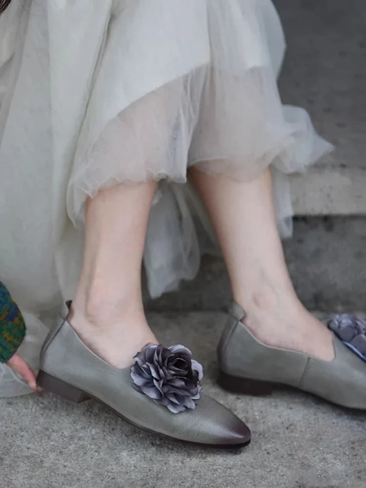 Artmu Genuine Leather Big Flower Women Loafers Shoes Soft Sofles Slip On Elegant Thick Heel Luxury Shoes Ladies Lazy Dress Shoes