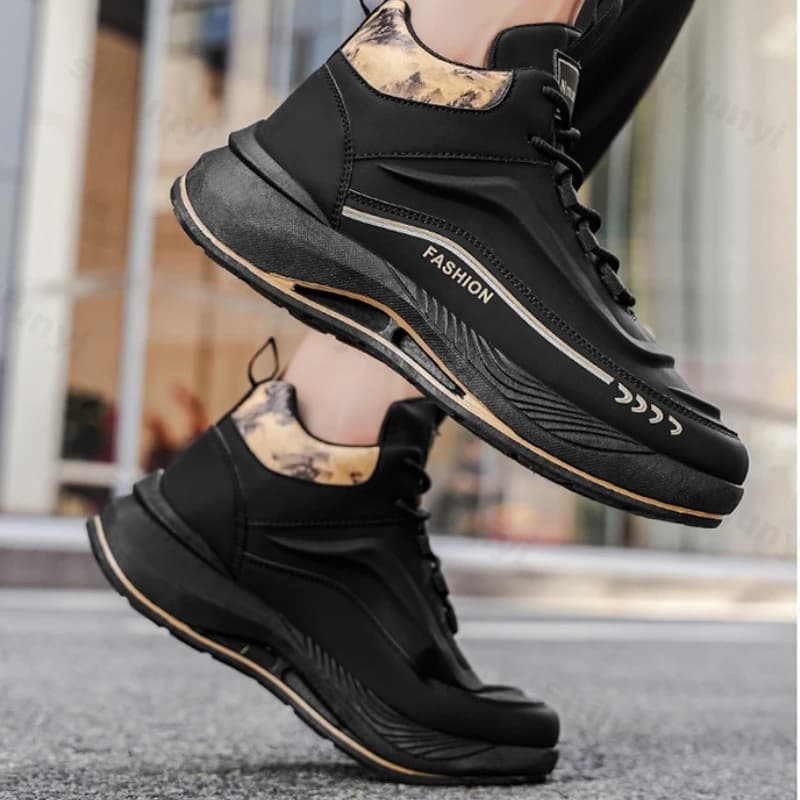 Scarpe da ginnastica alte da uomo Tendenza autunnale Comfort Piattaforma resistente all'usura Scarpe casual Aumento di altezza Scarpe da corsa antiscivolo con lacci