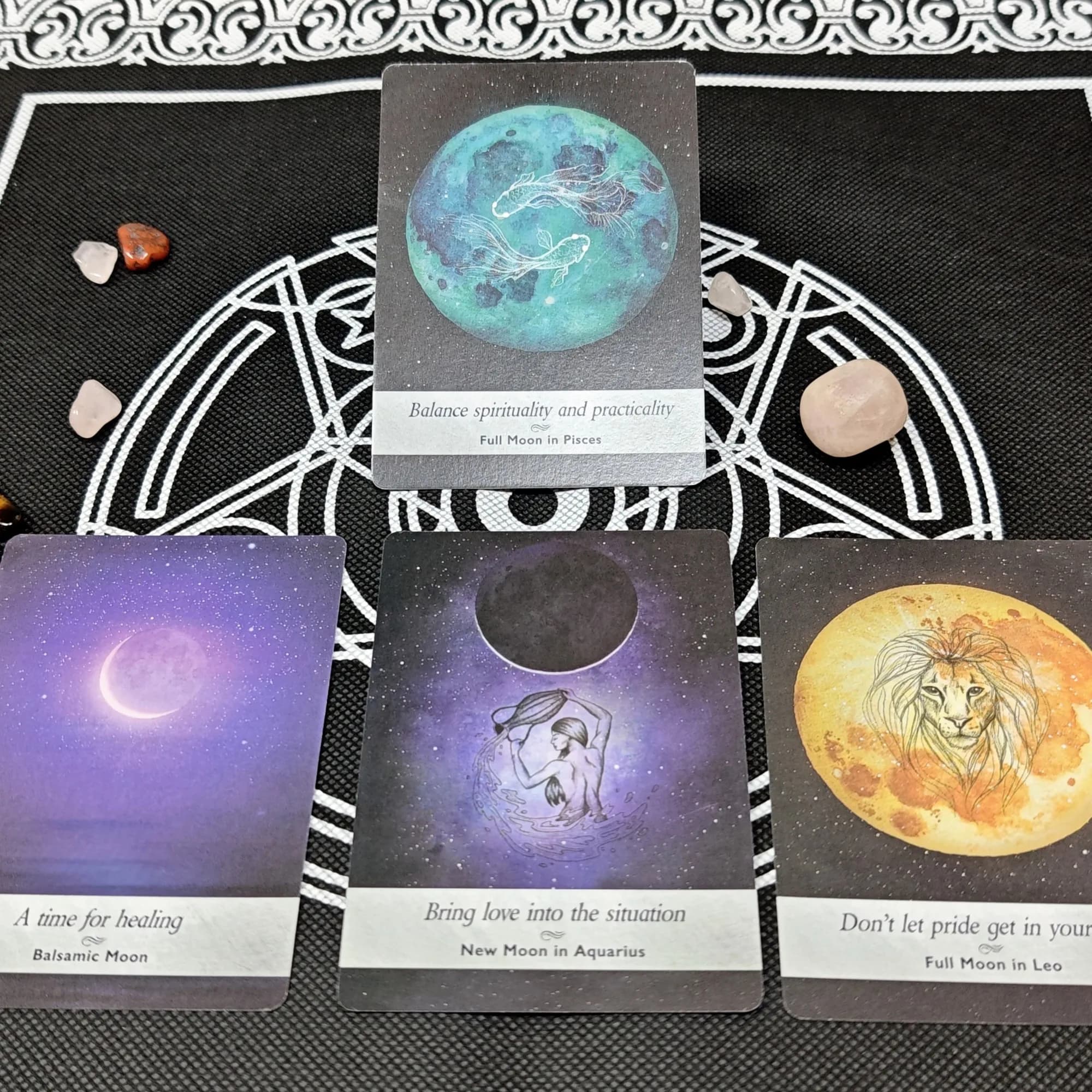 Vendita calda Moon Oracle Tarot Tempo libero Intrattenimento Carta Riunione di famiglia Divinazione Mazzo Tarocchi Gioco di carte da gioco