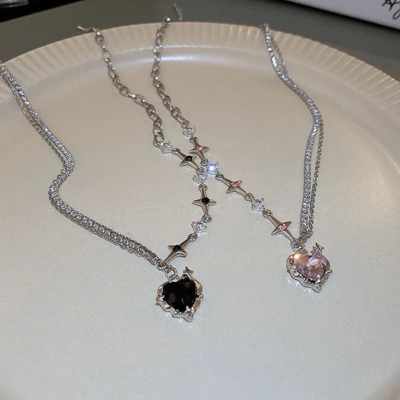Sweet and cool Spice Girl Diamond-set Love Mangxing Necklace Cold Wind Necklace Pendant Necklace Ornament Women's Fashion Creative Design Sense Clavicle Chain