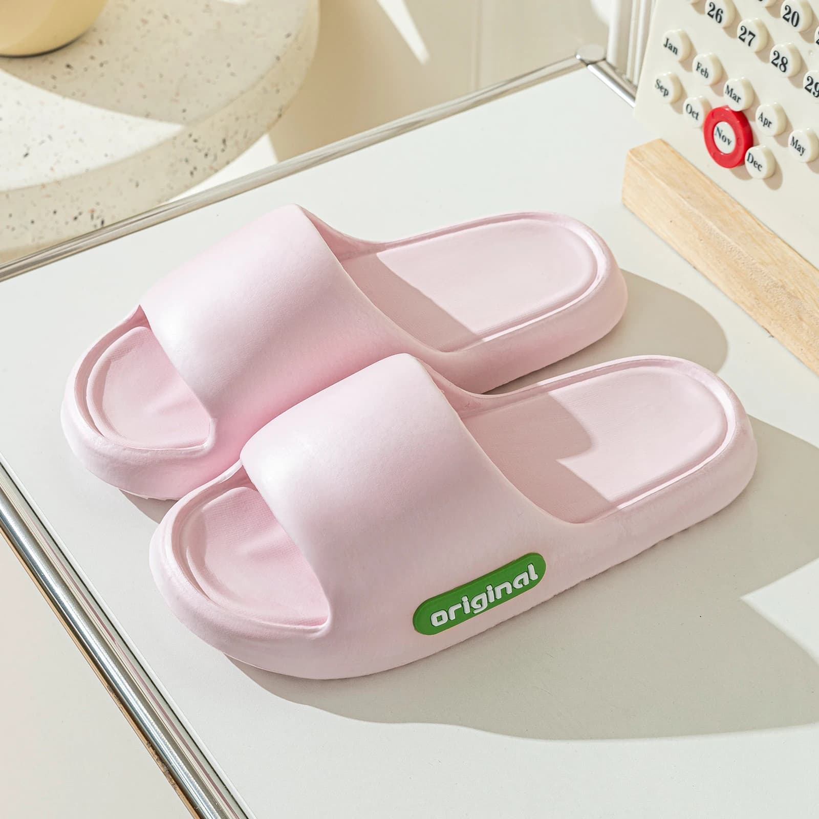 Women's slippers Comfortable and Light for Home, Summer with Soft Sole, Fashion, Anti-slip, Open Toe, Breathable, Leather, Beach Shoes