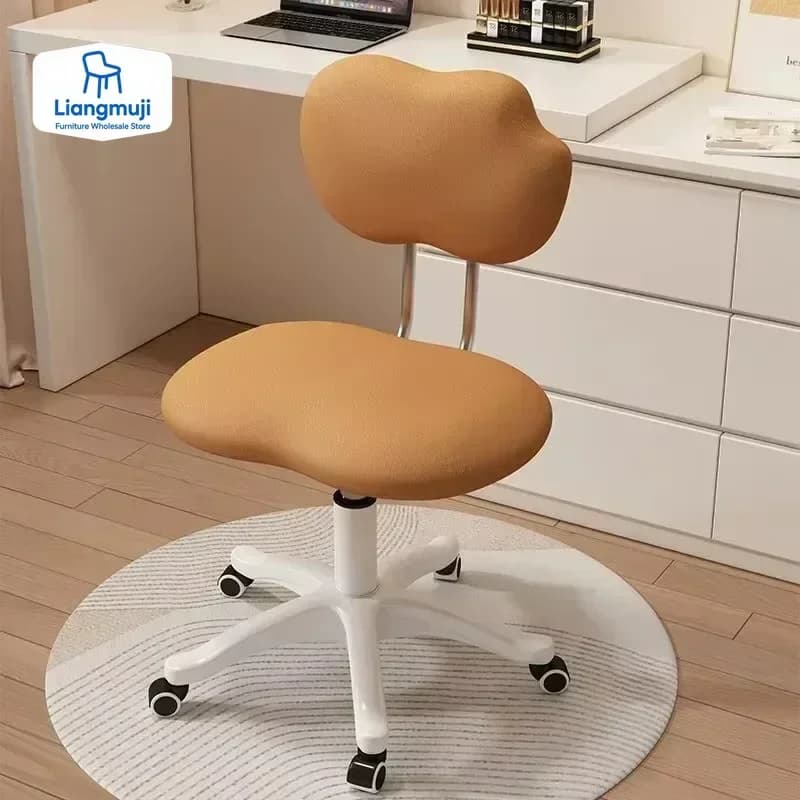 Sedia da ufficio con rotelle per computer Sedia da gioco ergonomica e rilassante con ruote rotanti Sedia da ufficio leggera per studenti cadeira