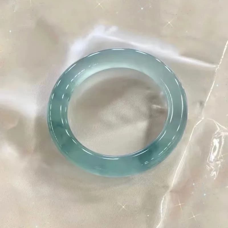 Natural high-quality ice with floral patterns, Burmese old mine glass jadeite, moist and round jade bracelet
