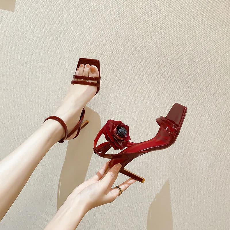 2025 New Square Toe Flower Thin High Heels Women Sandals Street Style Sexy Open Toe Narrow Band Ankle Strap High Heels Female