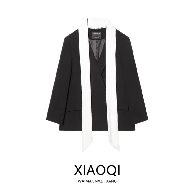 Winter Coat 2025 Women's Long Sleeves with Colorful Scarf, New Arrival, Fashion Design, Pendolare Style, Women's Premium Short Coat