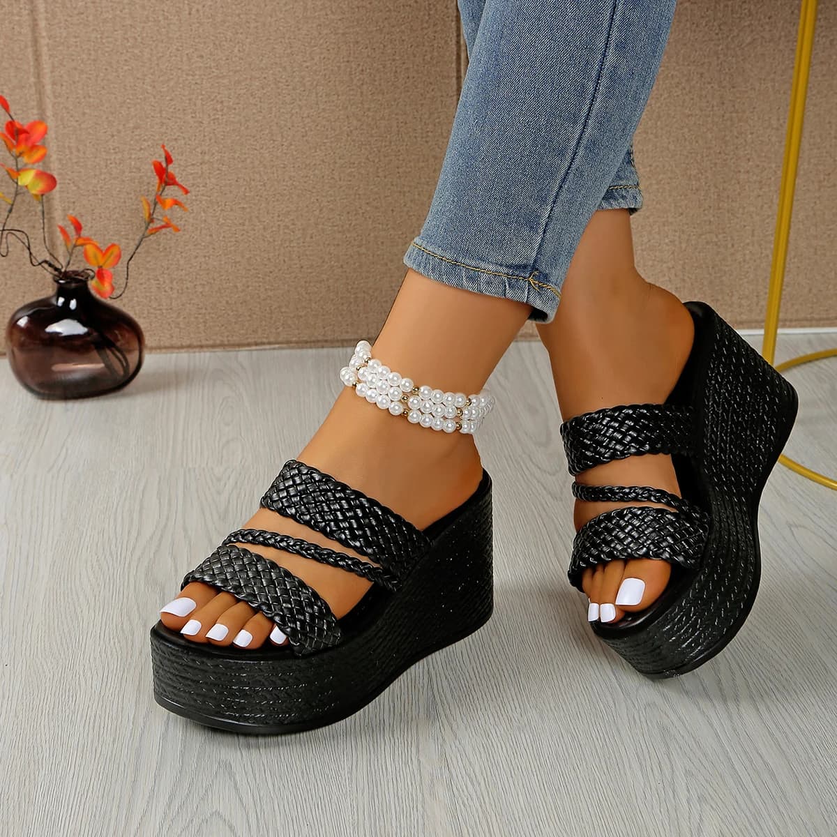 Sandali con Zeppa da Donna 2026 Nuovi Sandali Estivi Slip-on con Tacco Alto Moda Femminile Scarpe Comode con Fiori Sandali con Piattaforma per Esterno