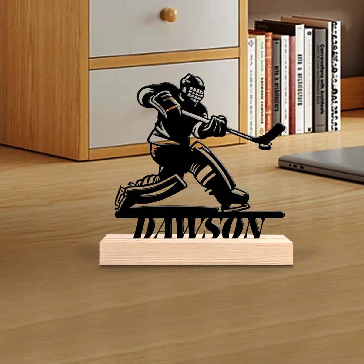 1pc Personalized Iron Desktop Ornament Custom Content Equipped with Wooden Base Room Decorations, Bar Counter Decorations
