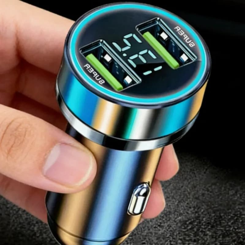 Caricabatterie per Auto a Doppia Porta 240W, 2 USB Ricarica Super Veloce, Adattatore per Accendisigari con Display Digitale per Auto e Camion