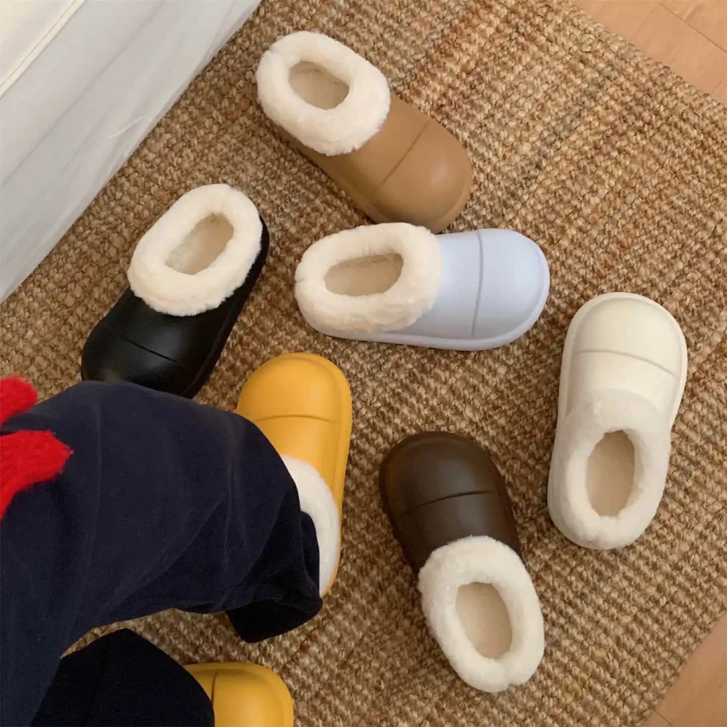Pantofole Impermeabili da Interno per Donna, Scarpe Invernali Calde con Suola Spessa in EVA, Comode per Cucina e Lavoro