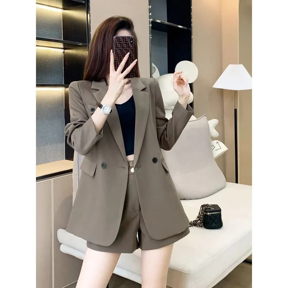 Casual New Suit Set Women's 2026 Spring and Autumn French Elegant Fashionable Small Suit Top Two-Piece Set