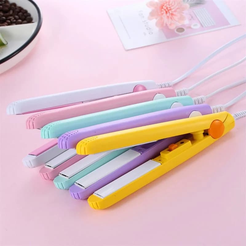 Mini Piastra per Capelli, Ferro Arricciacapelli Elettrico Termostatico in Ceramica per Capelli Ricci e Lisci, Standard Nazionale, Doppia Piastra Piatta, Chapinha a Vapore